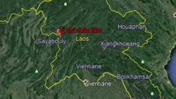 cao bang dong dat lien tuc nguoi dan ra dong dung lan trai da chien