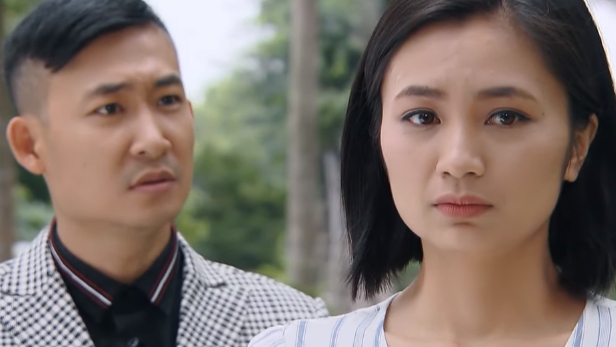 hoa hong tren nguc trai tap 38 khang phat hien san co thai voi minh