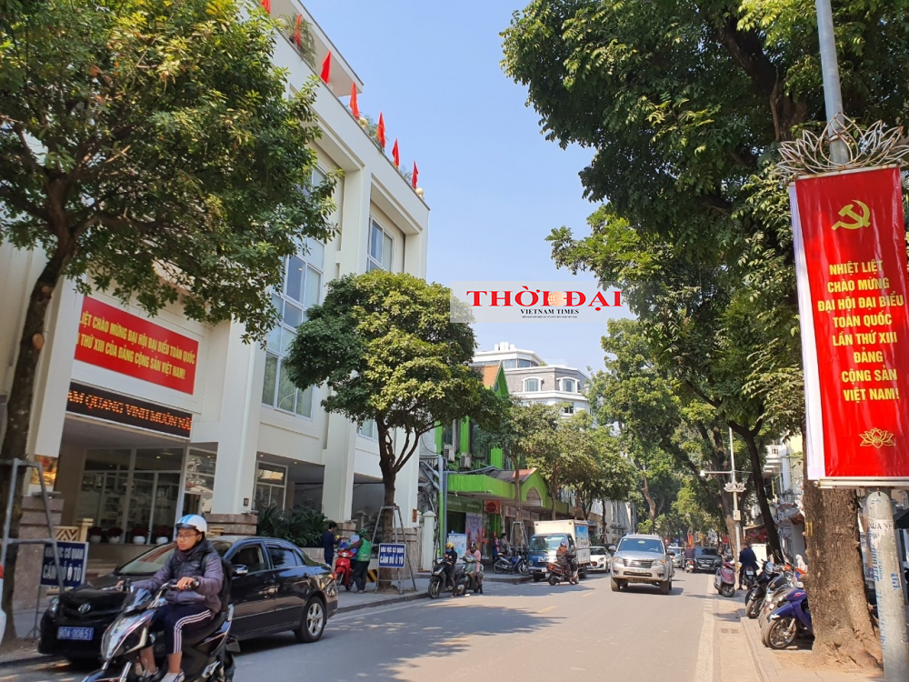 Hà Nội rực rỡ cờ hoa chào mừng Đại hội XIII của Đảng Hà Nội rực rỡ cờ hoa chào mừng Đại hội XIII của Đảng