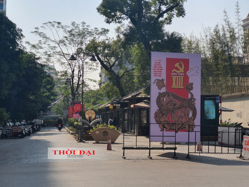 Hà Nội rực rỡ cờ hoa chào mừng Đại hội XIII của Đảng Hà Nội rực rỡ cờ hoa chào mừng Đại hội XIII của Đảng