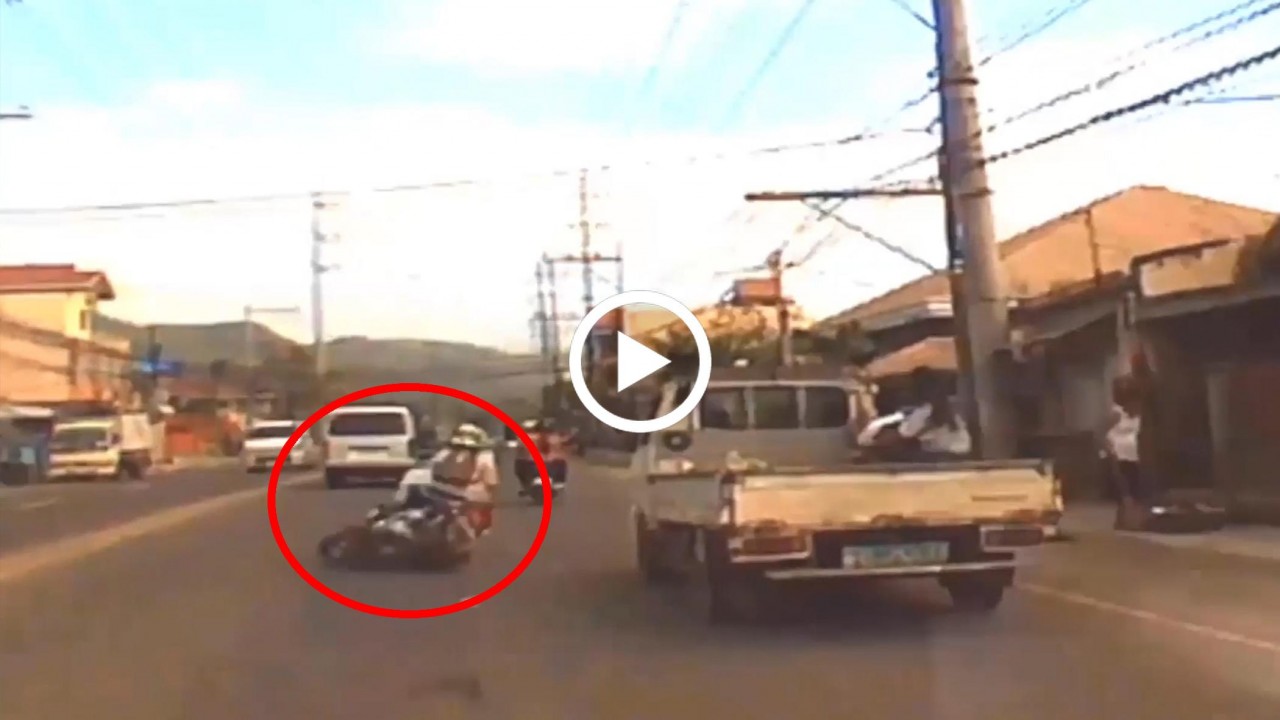 Pha bẻ lái "thần thánh" của tài xế giúp người phụ nữ thoát nạn trong gang tấc