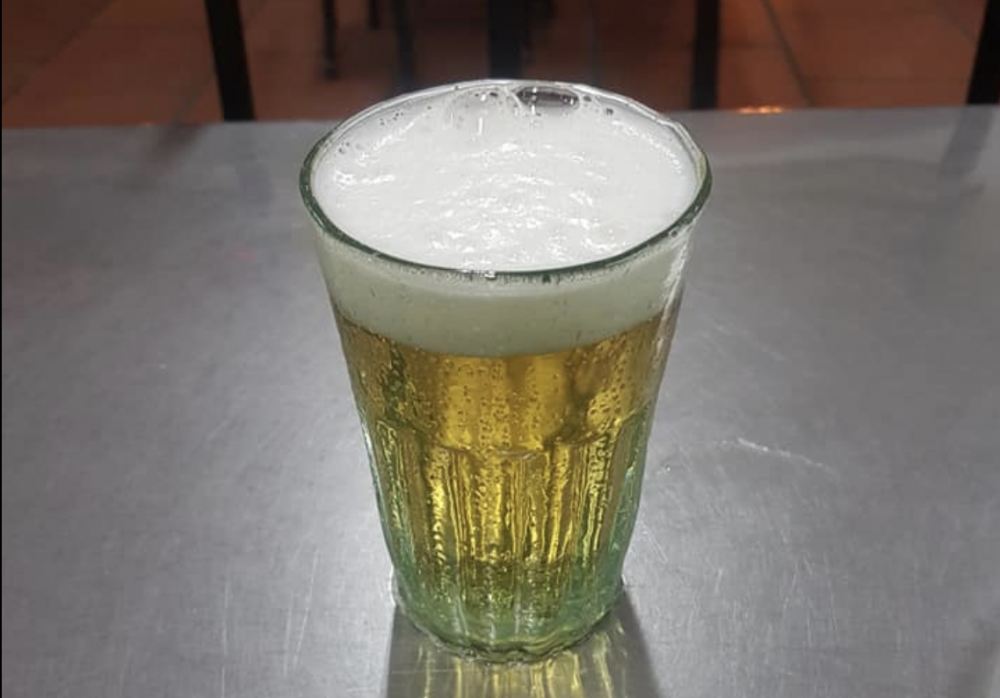 ha noi xem xet dung hoat dong cac quan bia hoi