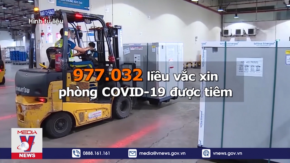Thêm 1,682 triệu liều vaccine COVID-19 về Việt Nam