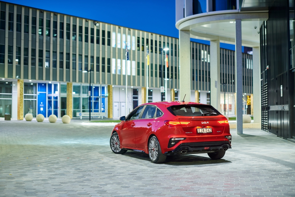 Kia Cerato 2022 chưa đến 470 triệu sẽ 