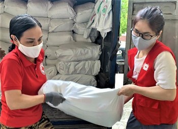 Cần Thơ tiếp nhận trên 3.615 tấn gạo hỗ trợ dân gặp khó khăn do dịch bệnh