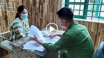 Dùng dao đâm vào lưng cán bộ khi bị nhắc nhở lấn chiếm vỉa hè