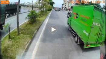 Xe tải chạy ẩu, suýt gây tai nạn khiến dân mạng bức xúc