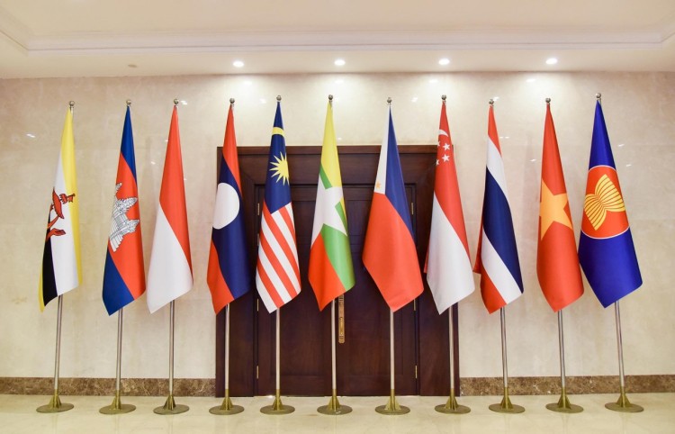 Ba nguyên tắc vàng sẽ giúp con thuyền ASEAN vững vàng trước các cơn 