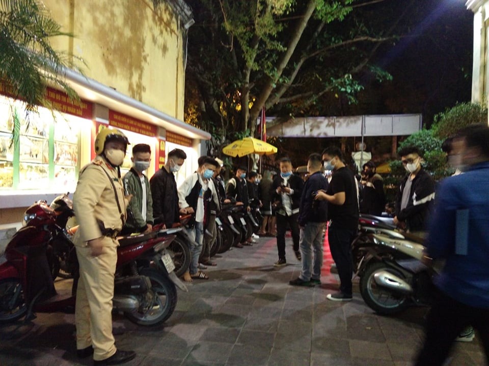 Vây bắt hơn 40 đối tượng đua xe náo loạn đường phố Hà Nội