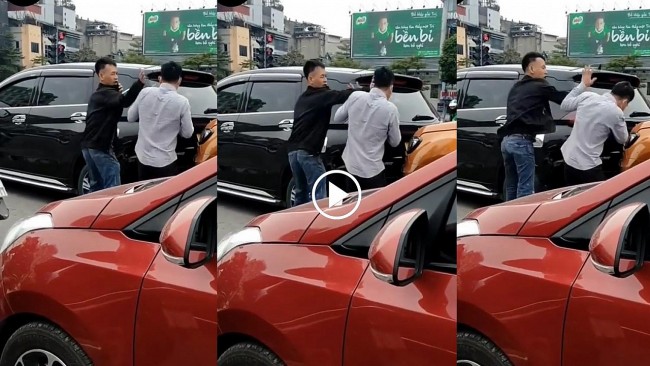 Tài xế hung hăng "đánh người" chỉ dừng tay khi thấy bóng dáng CSGT