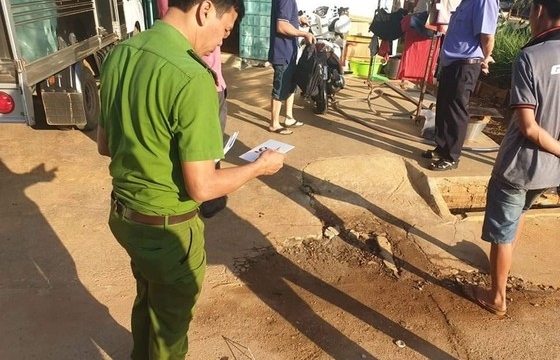 nam thanh nien bi truy sat vi nghi danh bai gian lan