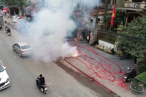 cong an vao cuoc vu phao no tung troi tai dam cuoi o ha noi