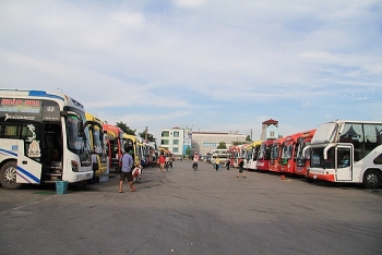 tu hom nay xe khach den ha noi tphcm khong duoc cho qua 20 nguoi
