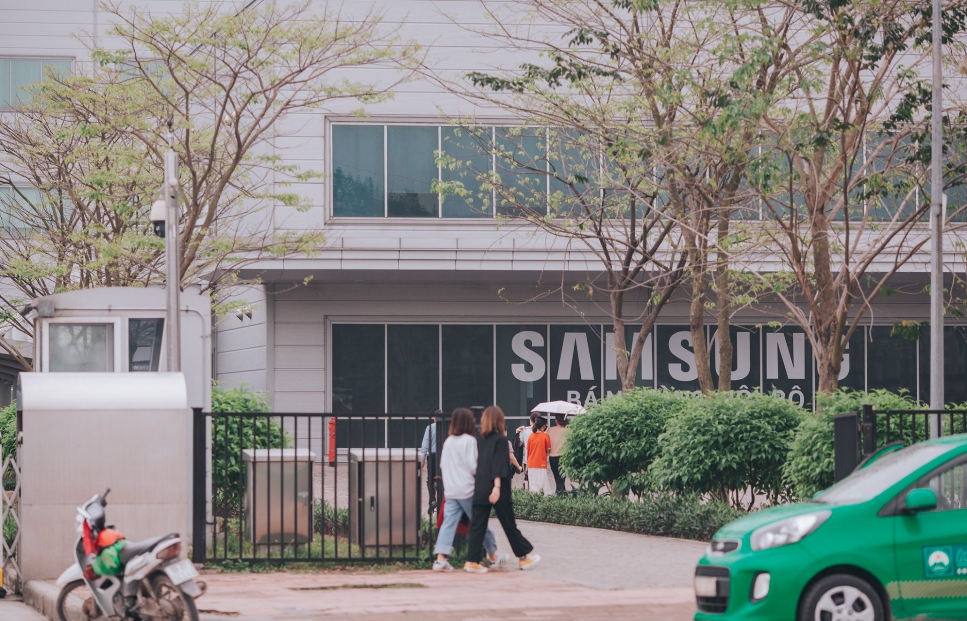 Bắc Giang rà soát có 13 trường hợp tiếp xúc gần với công nhân Samsung nhiễm COVID-19