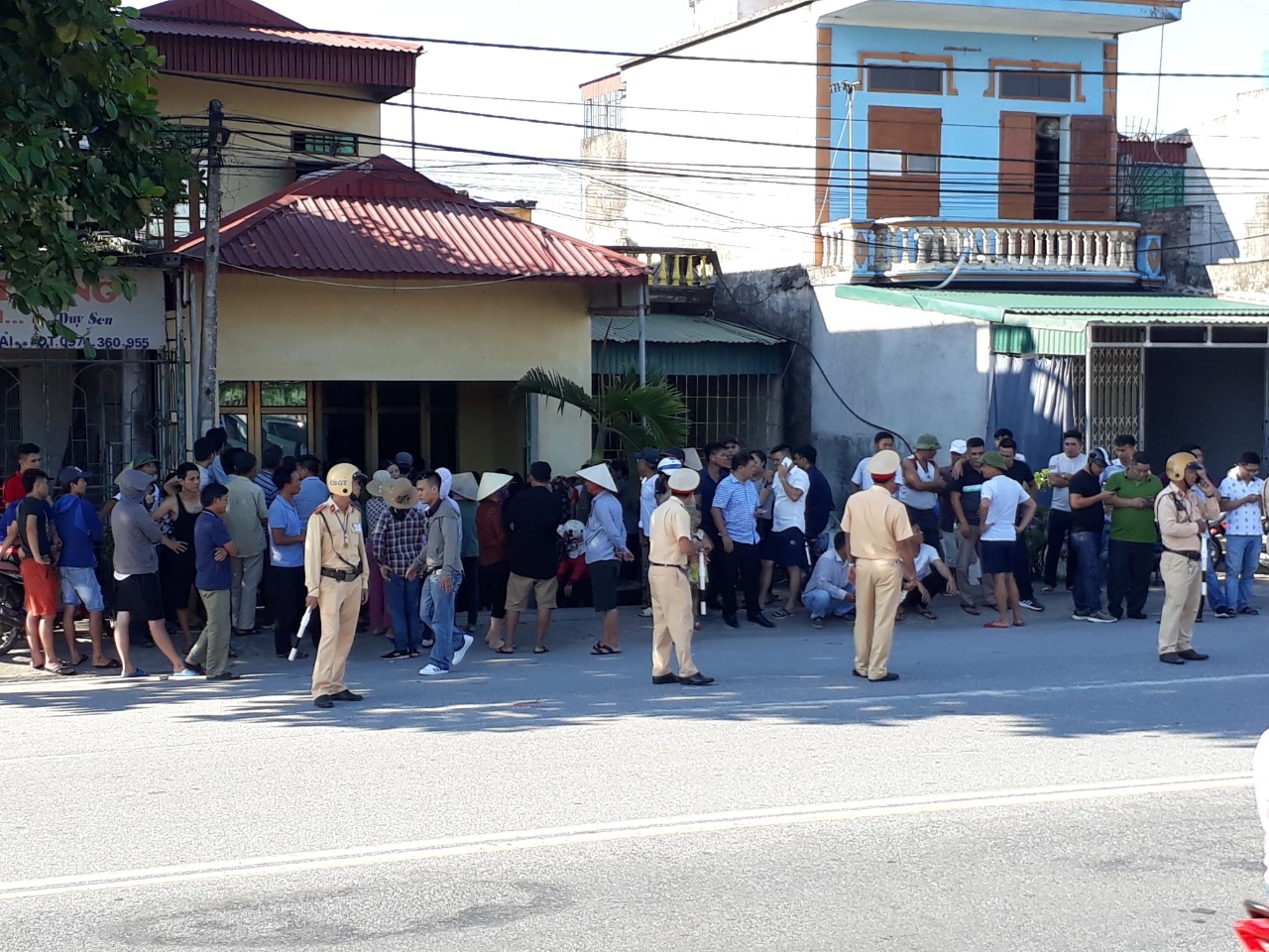 thai binh tranh cai dieu cay em vung dao doat mang anh trong le cung 49 ngay cua bo