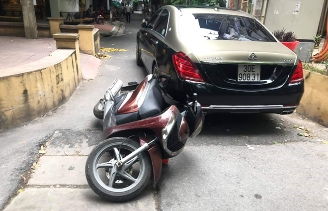 nguoi di xe nhai maybach khong phai la lai xe cua bo truong to lam