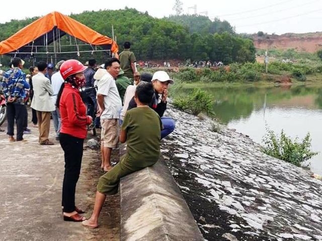 vu nu sinh lop 6 tu vong sau khi di sinh nhat ve cong an trieu tap ba noi