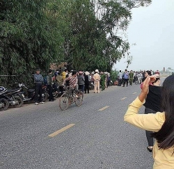 mau thuan gia dinh con trai no 4 phat sung ban bo tu vong