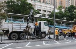 tong lanh su quan viet nam o hong kong ho tro sinh vien ve nuoc