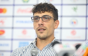 huan luyen vien u22 campuchia la ai