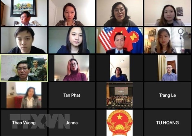 dai su viet nam tai my giao luu truc tuyen ve bao ho cong dan viet trong dich covid 19