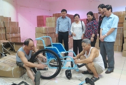 The free Wheelchair Mission: Trao tặng 520 xe lăn cho người khuyết tật Phú Thọ