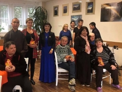 Cộng đồng người Việt tại Séc giúp đỡ người khuyết tật bản địa tại Praha