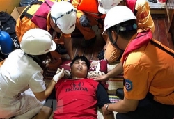 Việt Nam cứu thành công thuyền viên Thái Lan hôn mê trên biển