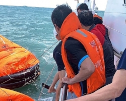 Chìm tàu chở hàng trên biển Quy Nhơn, thuyền trưởng tử nạn