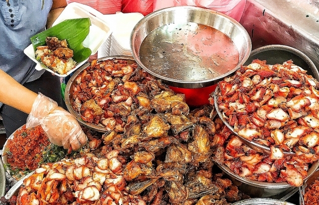 ghim ngay nhung mon an gia re gan voi dia diem noi tieng o tphcm