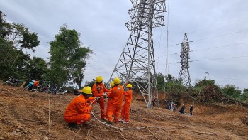 Điện Biên: 93% hộ dân được sử dụng điện lưới quốc gia