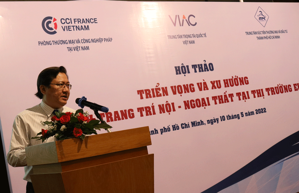 Ông Nguyễn Tuấn phát biểu tại hội thảo