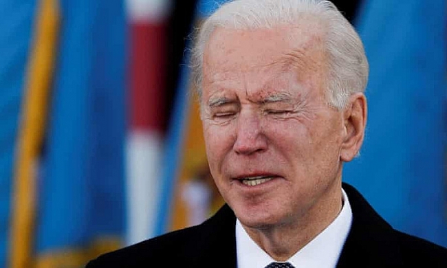Chuẩn bị rời quê nhà đến Washington nhậm chức, ông Biden nghẹn ngào xúc động, nước mắt chảy dài
