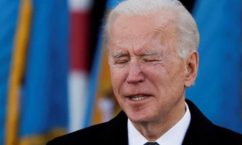 Chuẩn bị rời quê nhà đến Washington nhậm chức, ông Biden nghẹn ngào xúc động, nước mắt chảy dài
