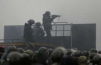 Tổng thống Kazakhstan cho phép lực lượng an ninh nổ súng dẹp bạo loạn