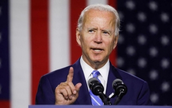 Khác biệt trong 50 ngày cầm quyền đầu tiên của Biden so với người tiền nhiệm Trump