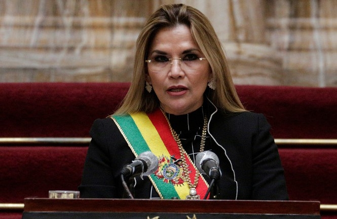 Cựu Tổng thống Bolivia bị bắt vì tội phản quốc