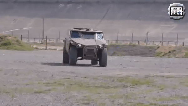 Video: Kỳ lạ xe quân sự bọc thép của Pháp có thể 'bò ngang như cua'