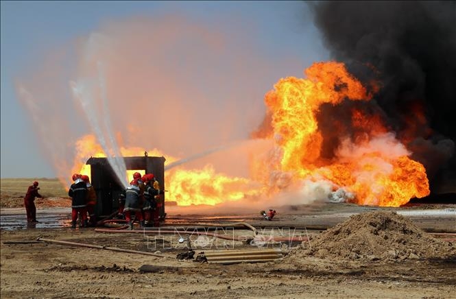 Phiến quân sử dụng thuốc nổ tấn công hai giếng dầu ở miền Nam Iraq