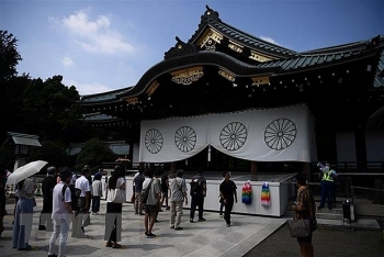 Ẩn ý của Thủ tướng Nhật Bản Suga Yoshihide khi gửi đồ lễ đến đền thờ Yasukuni