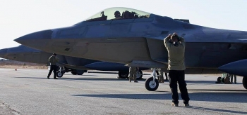 Mỹ triển khai tiêm kích F-22 ở nơi cách Nga không xa