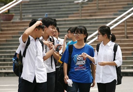 ngay dau tien thi thpt quoc gia 2020 hon 26000 thi sinh khong du thi vi dich covid 19