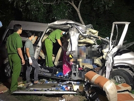 Vụ tai nạn 8 người chết ở Bình Thuận: Cửa bị kẹt, phải dùng máy cày và hàn gió đá để phá