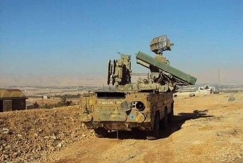 my bi to dieu tiem kich gio tro de du phong khong syria ban nham may bay cho khach cua iran