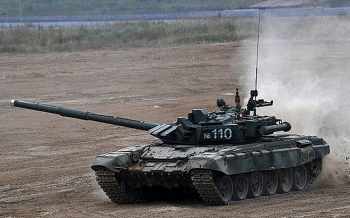 Truyền thông Nam Mỹ kinh ngạc khi chứng kiến tăng T-72BZ của Nga băng qua vùng nước sâu 5 m