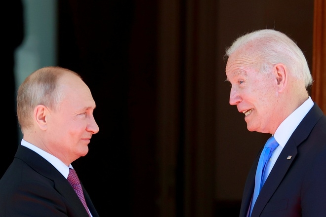 Tổng thống Biden thúc giục người đồng cấp Putin ngăn chặn tin tặc