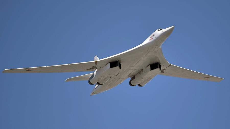 Tu-160 của Nga đã "qua mặt" Lầu Năm Góc bằng một động tác bất ngờ