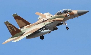 Tên lửa hệ thống 'Vòm Sắt' Israel suýt hạ gục F-15 của "quân nhà"