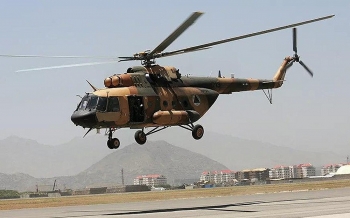 Chính quyền Kabul phản pháo sau khi trực thăng bị bắn hạ