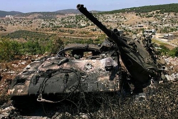 Video: Hezbollah sử dụng tên lửa chống tăng dẫn đường Kornet tấn công xe tăng Israel